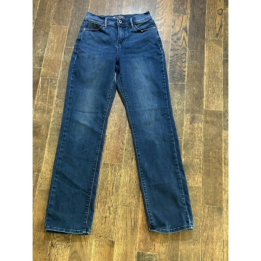 Levi's 512 Jeans Women's Perfectly Slimming Straight Leg Size 4M 27x32
